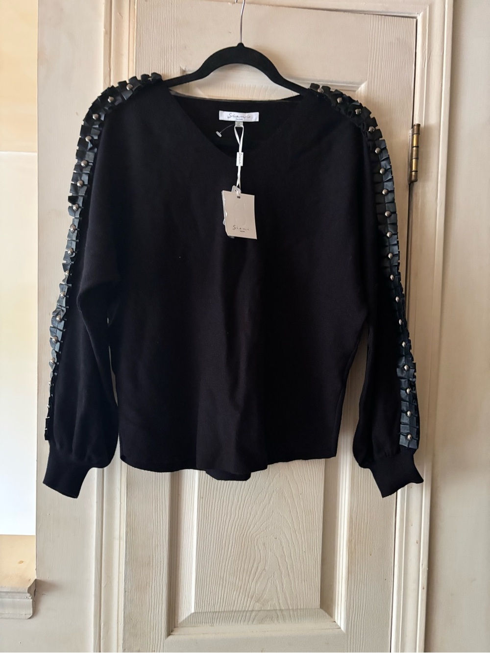 Sioni Black V-Neck Sweatshirt with Studded Ribbon Sleeves